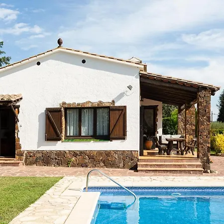 With Great Mountain Views * Calonge (Catalonia)