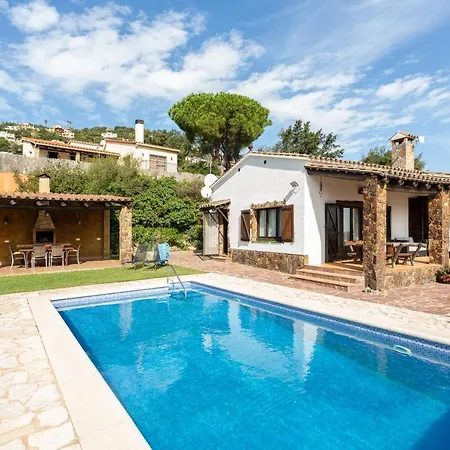 With Great Mountain Views *