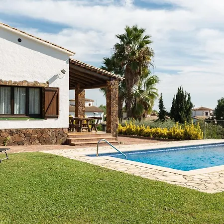 Villa With Great Mountain Views